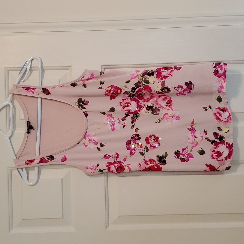 Express tank top with sequence size medium